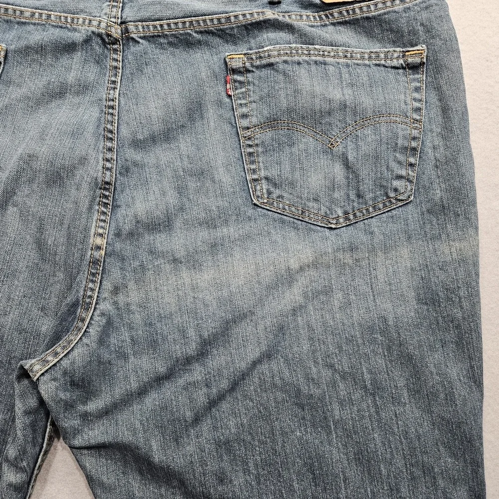 Levis 559 Relaxed Straight Jeans Mens 50x31 Blue Medium Wash Trucker Damaged